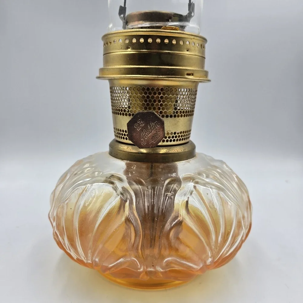 Vtg Aladdin Genie II Oil Lamp Clear Glass Font Shell Design Brass Collar